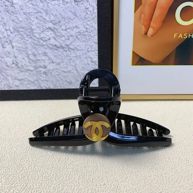 Chanel Hair Grab Clip 12lyx20 (1)